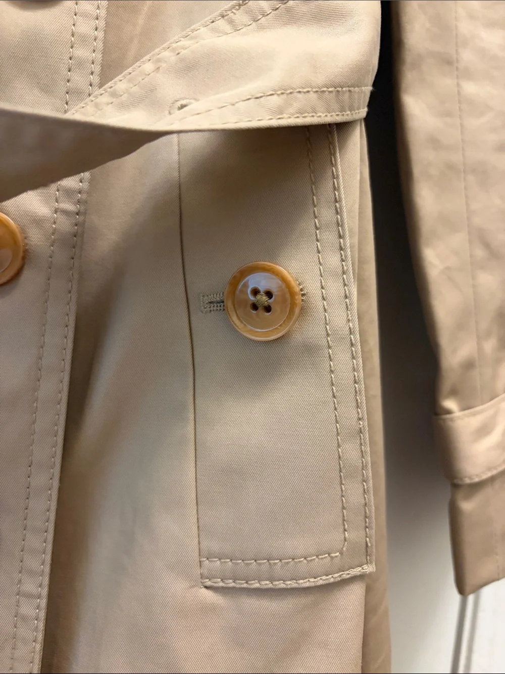 Banana Republic new sell